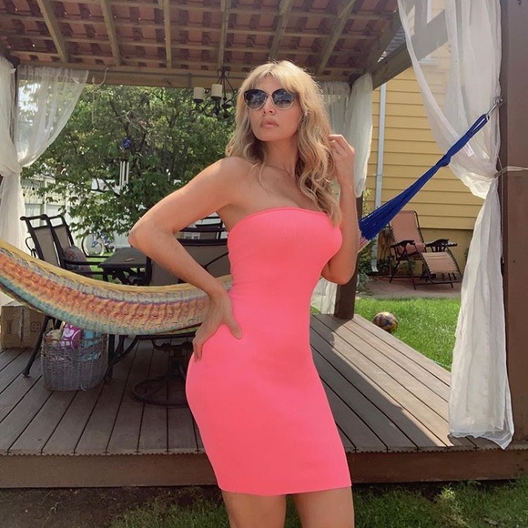 💕LACE UP BACK DRESS - Picture 2 of 5